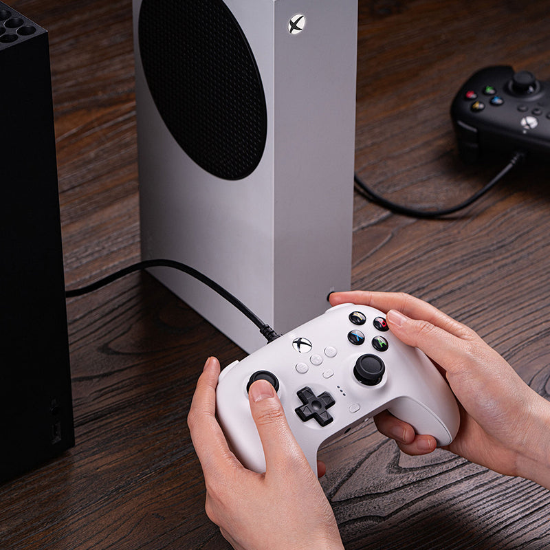 8BitDo Ultimate Wired Controller for Xbox (Hall Effect Joystick) - Gamepad Edition for Compatible Devices